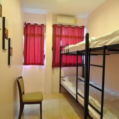 Orchid Hostel Бангкок комната для гостей фото 2