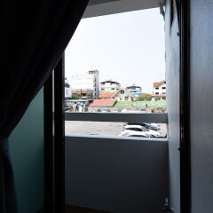 Отель Living Naraa Place Бангкок балкон