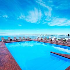 Отель DoubleTree By Hilton Istanbul - Moda бассейн