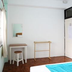 Отель The I Talay Room & Souvenir Guesthouse Таиланд, Краби - отзывы, цены и фото номеров - забронировать отель The I Talay Room & Souvenir Guesthouse онлайн удобства в номере