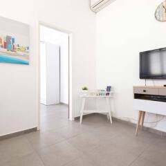Sweet Inn Apartments Tel Aviv Израиль, Тель-Авив - отзывы, цены и фото номеров - забронировать отель Sweet Inn Apartments Tel Aviv онлайн комната для гостей фото 4