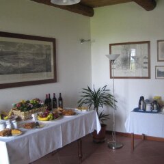 Отель Agriturismo Gallo Nero Италия, Лимена - отзывы, цены и фото номеров - забронировать отель Agriturismo Gallo Nero онлайн питание