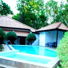Отель Jayasinghe Holiday Resort фото 2