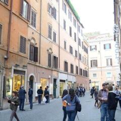 Отель Town House Fontana Di Trevi