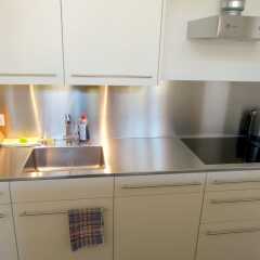 Отель AirHosted - Zurich Vacation Home Rentals в номере