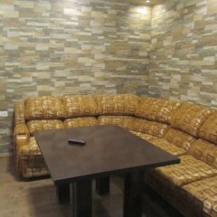 2x2 Cinema-Bar Hotel & Tours сауна