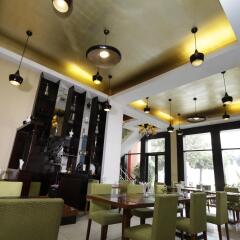 East Hotel питание