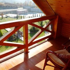 Гостиница Erney Laz Hotel Украина, Хуст - отзывы, цены и фото номеров - забронировать гостиницу Erney Laz Hotel онлайн балкон