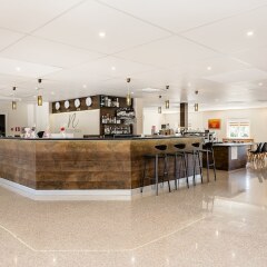 Отель Hotell Nova Швеция, Карлстад - отзывы, цены и фото номеров - забронировать отель Hotell Nova онлайн гостиничный бар