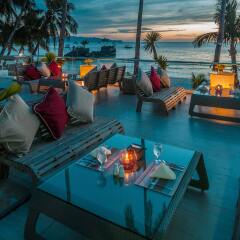 Отель Estacio Uno Lifestyle Resort бассейн