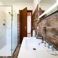 Отель Domus Porto Di Traiano Resort Италия, Фьюмичино - отзывы, цены и фото номеров - забронировать отель Domus Porto Di Traiano Resort онлайн ванная фото 2