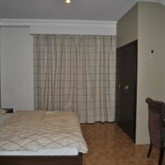 Alballouti Hotel Suites Амман комната для гостей фото 9