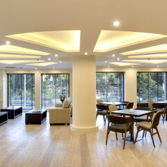 Athens Avenue Hotel