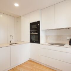 Апартаменты Mouraria Blue Three-Bedroom Apartment w/ Parking - by LU Holidays в номере фото 2
