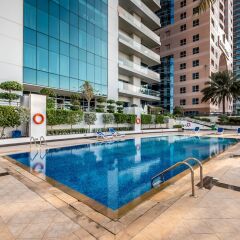 Апартаменты Peaks Apartments Dubai Marina бассейн
