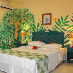 Bar-B-Barn Beach Hotel спа
