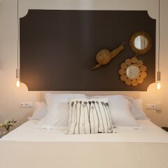 Отель Tomás de Ibarra Pool & Luxury Apartments Испания, Севилья - отзывы, цены и фото номеров - забронировать отель Tomás de Ibarra Pool & Luxury Apartments онлайн комната для гостей фото 4