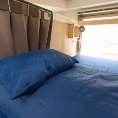 81's Inn Fukuoka - Hostel комната для гостей фото 5
