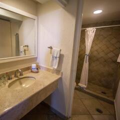 Отель Park Royal Beach Resort Huatulco ванная