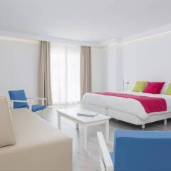 Guya Wave Hotel комната для гостей