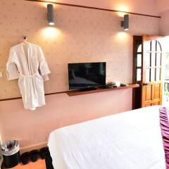 The Little Alley Boutique Hotel удобства в номере