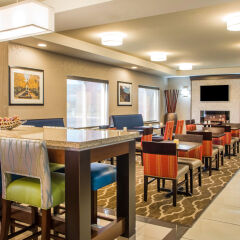 Отель Comfort Suites Columbus West - Hilliard США, Колумбус - отзывы, цены и фото номеров - забронировать отель Comfort Suites Columbus West - Hilliard онлайн питание фото 2
