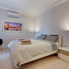 Апартаменты Brand New Designer Finished Apartment, Central Location Гзира комната для гостей