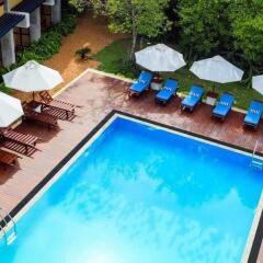Отель Amagi Lagoon Resort & Spa бассейн фото 2