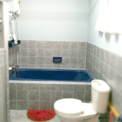 Отель Hi Bangkok B&B Бангкок ванная фото 2