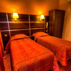 Отель Hôtel Des Trois Gares комната для гостей фото 5