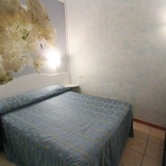 Отель Julia Guesthouse Италия, Рим - отзывы, цены и фото номеров - забронировать отель Julia Guesthouse онлайн комната для гостей фото 3