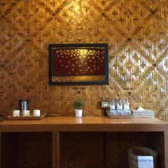 Отель Inle Inn гостиничный бар