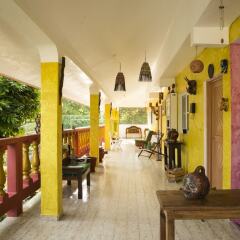 Отель Hostel Kiosco Verde Folk Room Мексика, Канкун - отзывы, цены и фото номеров - забронировать отель Hostel Kiosco Verde Folk Room онлайн вид на фасад фото 2