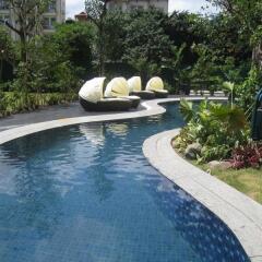 Отель Fraser Suites Hanoi бассейн