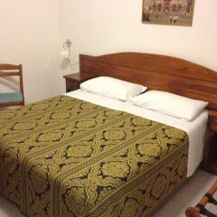 Hotel Archimede Ortigia Сиракуза комната для гостей