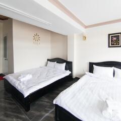 Dala Hotel Далат комната для гостей