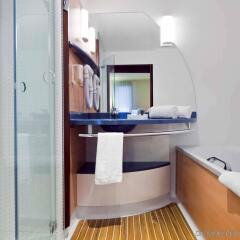 Отель Novotel Suites Cannes Centre ванная