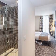 Отель Holiday Inn Paris Opéra Grands Boulevards ванная фото 3