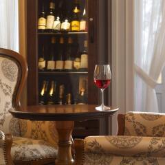 Отель Imperial Spa & Kurhotel Чехия, Франтишкови-Лазне - отзывы, цены и фото номеров - забронировать отель Imperial Spa & Kurhotel онлайн гостиничный бар