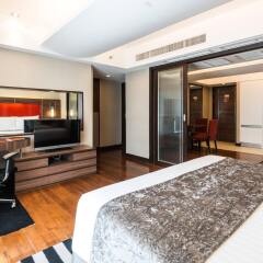 Отель Legacy Suites Sukhumvit by Compass Hospitality Таиланд, Бангкок - 2 отзыва об отеле, цены и фото номеров - забронировать отель Legacy Suites Sukhumvit by Compass Hospitality онлайн комната для гостей фото 4