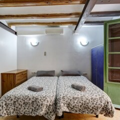 Отель 9 pax las Ramblas, Montserrat (Barcelona) Испания, Барселона - отзывы, цены и фото номеров - забронировать отель 9 pax las Ramblas, Montserrat (Barcelona) онлайн комната для гостей фото 3