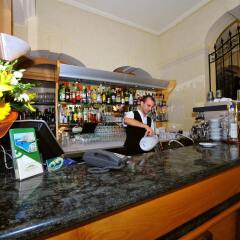 Hotel San Andrea гостиничный бар