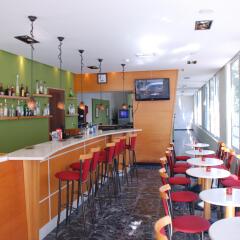 Отель Sylvia Hotel Греция, Родос - 1 отзыв об отеле, цены и фото номеров - забронировать отель Sylvia Hotel онлайн гостиничный бар