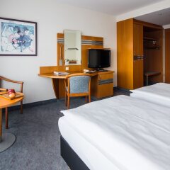 Отель Ramada by Wyndham Dresden Германия, Дрезден - 1 отзыв об отеле, цены и фото номеров - забронировать отель Ramada by Wyndham Dresden онлайн удобства в номере