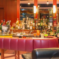 Отель SHG Hotel Antonella Италия, Помеция - 1 отзыв об отеле, цены и фото номеров - забронировать отель SHG Hotel Antonella онлайн гостиничный бар