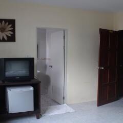 Отель Patong Palm Guesthouse удобства в номере