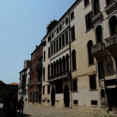 Отель Ve.N.I.Ce Cera Palazzo Grimani Венеция