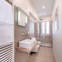 Отель Santo Stefano Accademia Apartment Venice Италия, Венеция - отзывы, цены и фото номеров - забронировать отель Santo Stefano Accademia Apartment Venice онлайн ванная