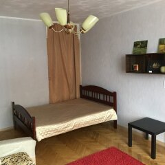 Гостиница Koneva 16 Apartments в Москве 1 отзыв об отеле, цены и фото номеров - забронировать гостиницу Koneva 16 Apartments онлайн Москва комната для гостей фото 4