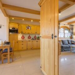 Отель Apartamenty Stylowe Zakopane Косцелиско питание
